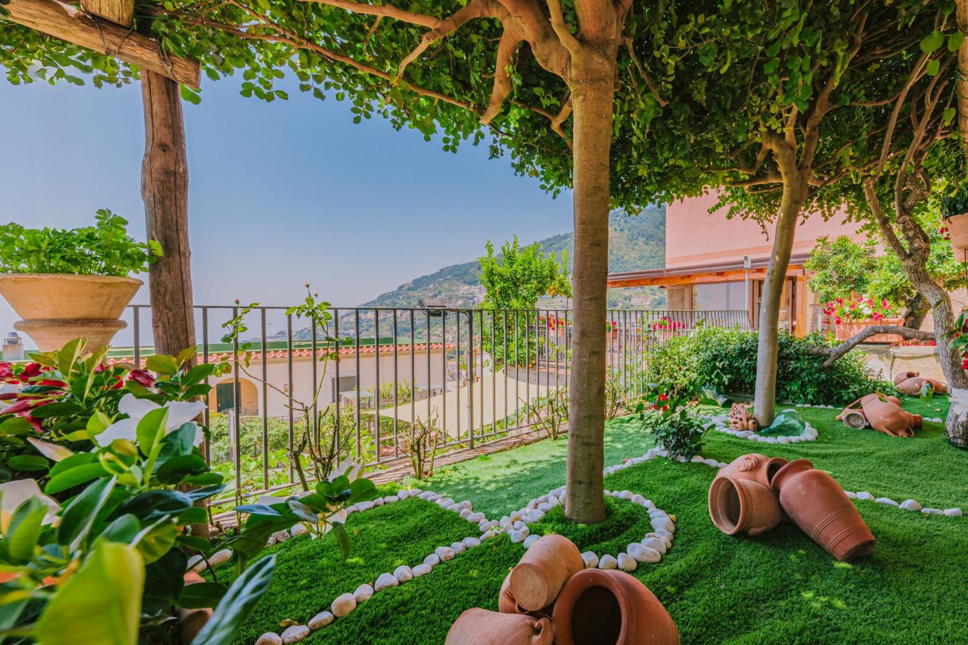 B&B Il Cortile Равелло Екстер'єр фото