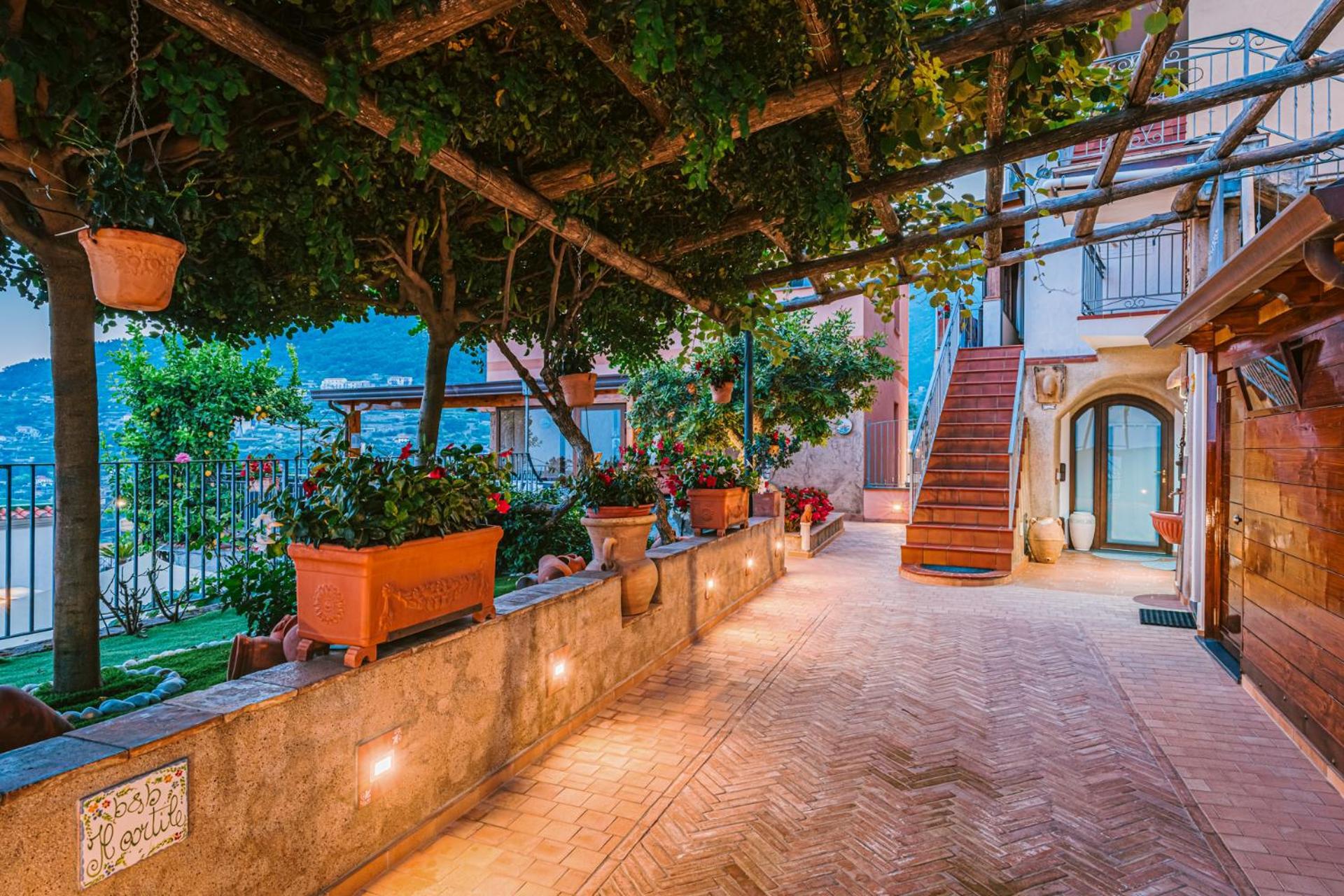 B&B Il Cortile Равелло Екстер'єр фото